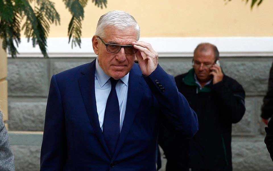 Μαραθώνια απολογία Γιάννου Παπαντωνίου για φρεγάτες και ξέπλυμα μαύρου χρήματος